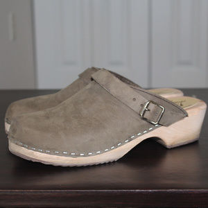 Lotta from Stockholm clogs